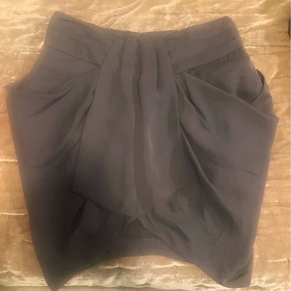Grey mini skirt